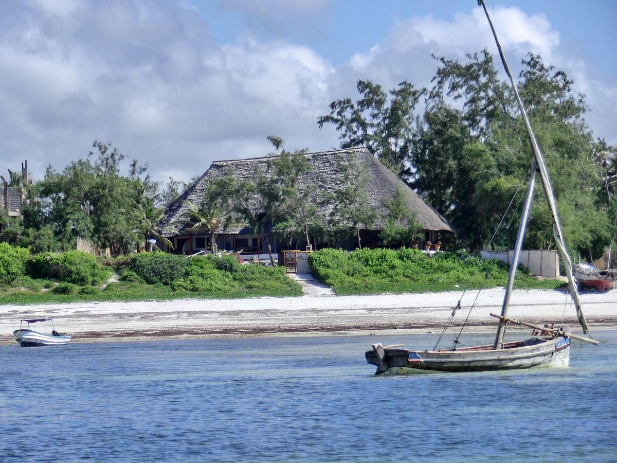 Sunset Beach Resort Watamu Eksteriør billede